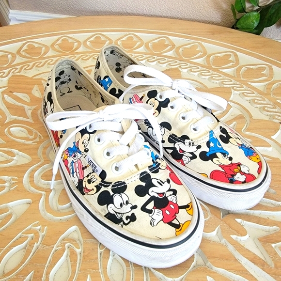 Disney X Limited Edition Birthday Vans Sz 6.5 - Picture 1 of 8